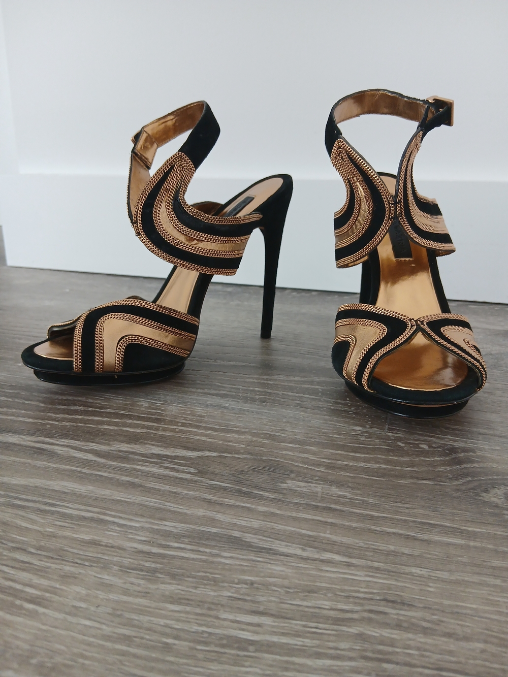 BCBGMaxAzria Black and Gold Sculpted Stiletto Sandals